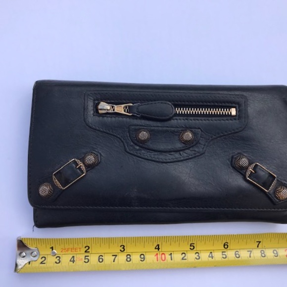 BALENCIAGA Black Gold Hardware Bifold Wallet - Picture 6 of 10